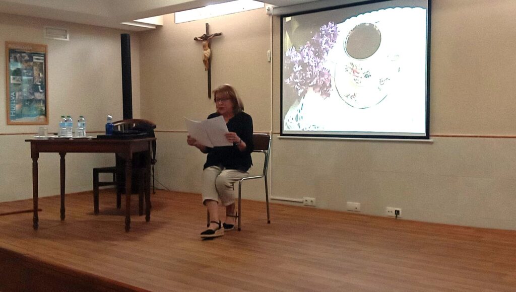 Presentación en la Residencia Madre Carmen 3 arreglada